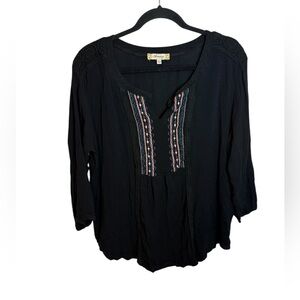 Araza Black Bohemian Embroidered Blouse